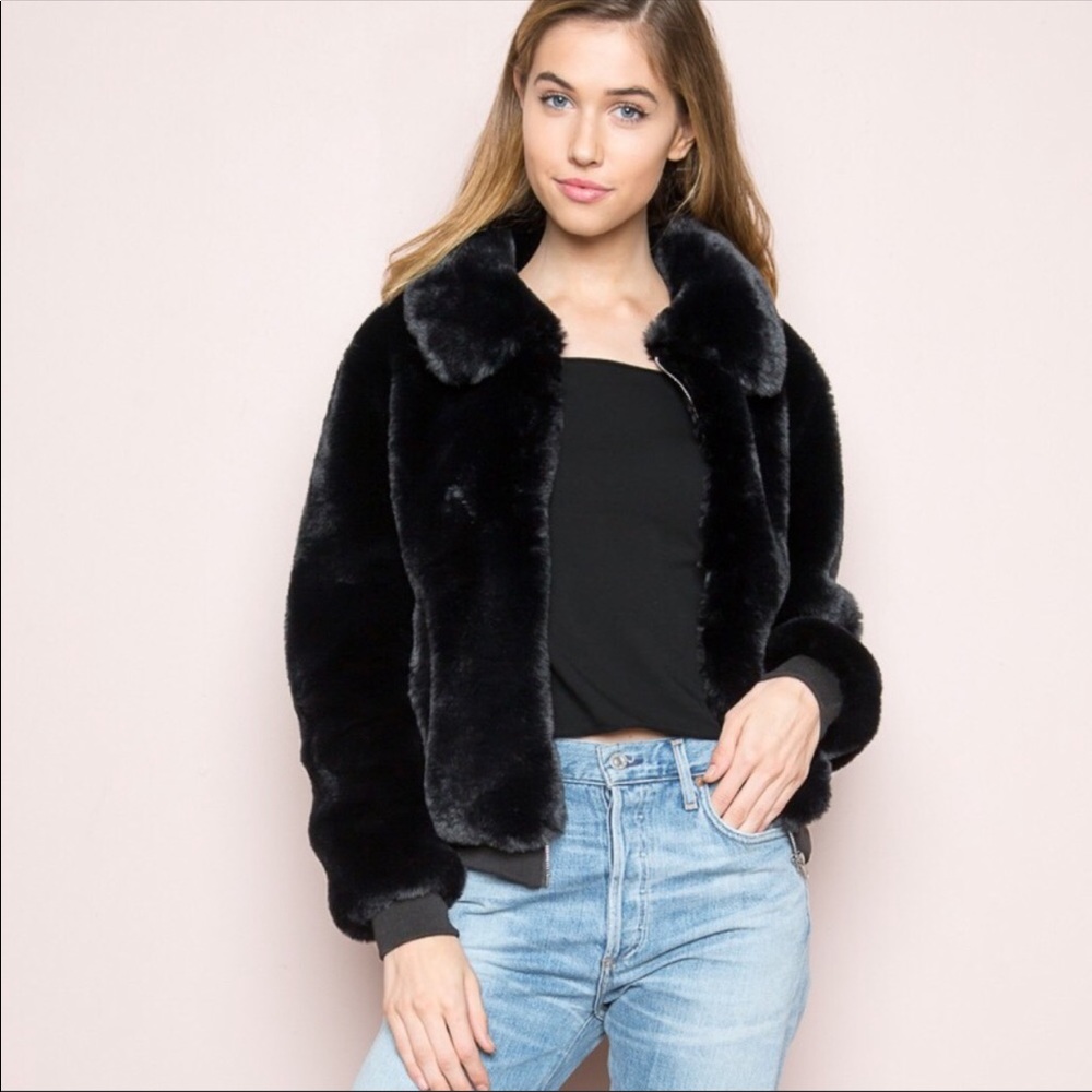 Brandy Melville Georgina Fur Jacket